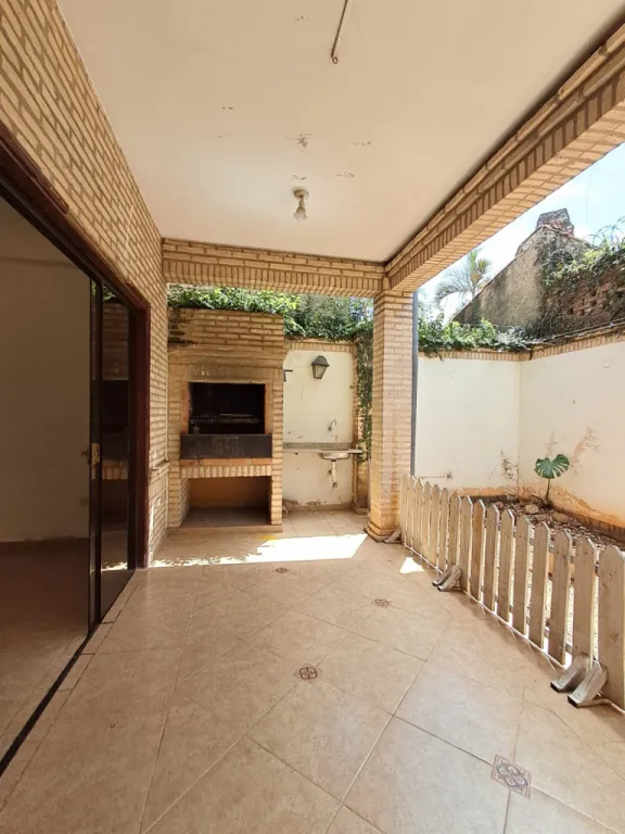 Casa de 3 dormitorios en condiminio en Barrio Mburucuyá — Foto 3