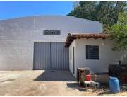 ALQUILO AMPLIO DEPOSITO EN ZONA COMERCIAL BARRIO SAN PABLO