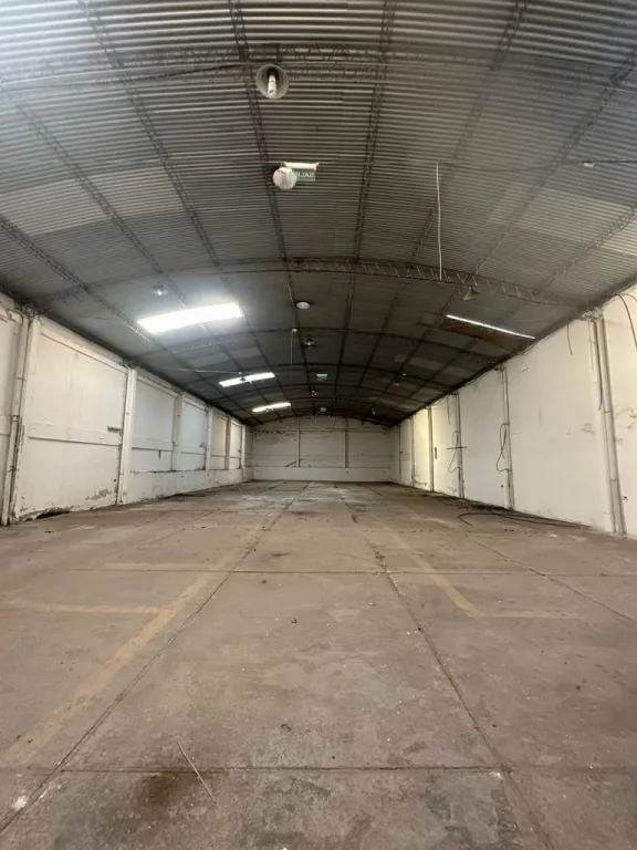 En venta depositotinglado con EXCELENTE ubicacion en Sajonia, sobre Carlos Antonio Lopez — фото 2