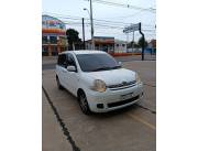 Toyota Sienta 2006