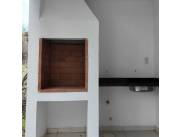 VENDO HERMOSA CASA EN AREGUA!
