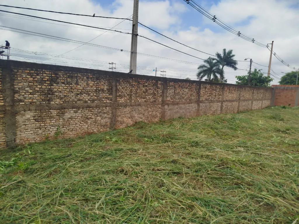 Se vende amplio terreno en Ciudad del Este, Área 4. — foto 3