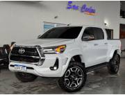 Vendo Toyota Hilux srx año 2024