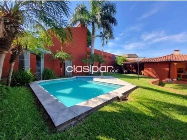 VENDO CASA CON AMPLIO PATIO Y PISCINA EN BARRIO SAN VICENTE — foto 3