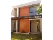 VENDO ELEGANTE DUPLEX A ESTRENAR