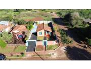 Casa económica ubicada en el Barrio Arroyo Porã de la ciudad de Encarnación