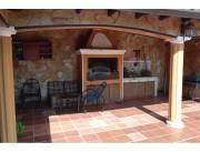 VENTA DE CASA EN LUQUE 4TO BARRIO