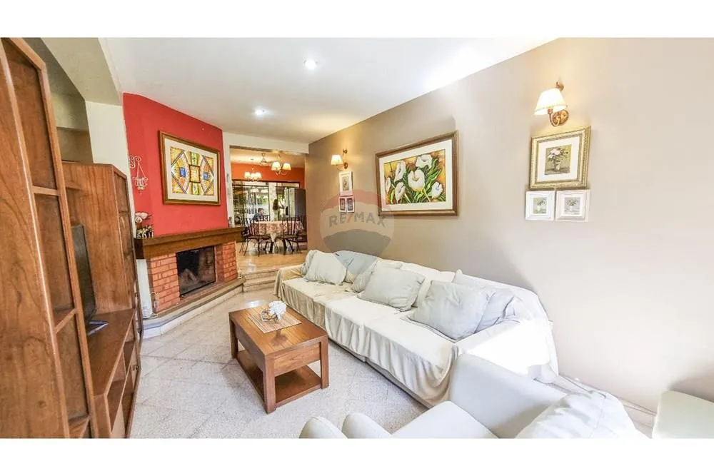 hermosa casa venta en san lorenzo — foto 2