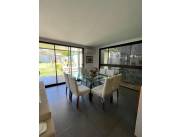 VENDO CASA MINIMALISTA ZONA CIT COD 5081