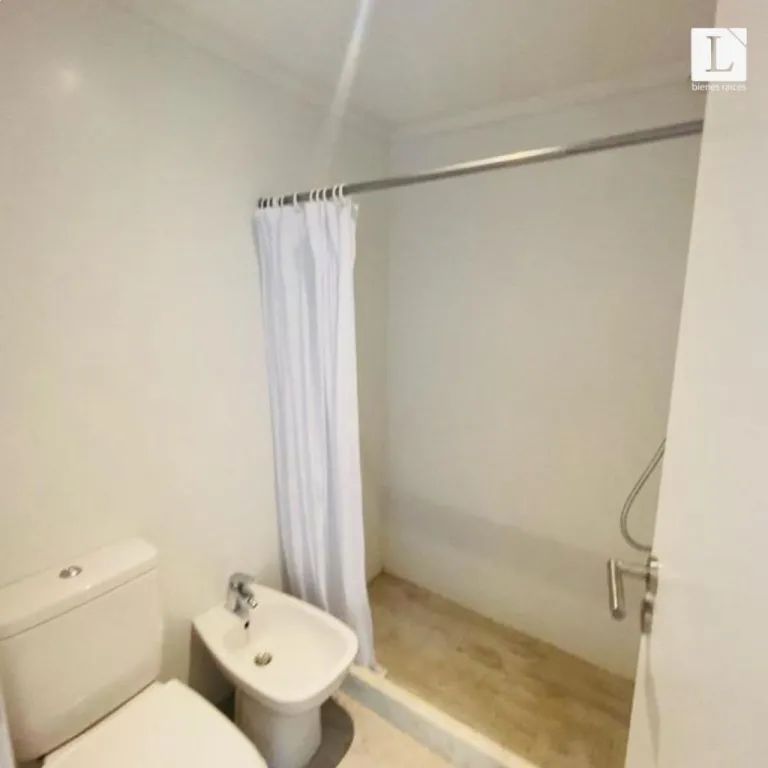 Departamento de un dormitorio con cochera Edf. Solano Ubrique — foto 2