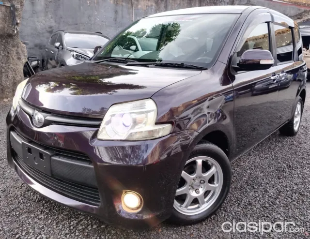 Toyota Sienta 2012 — foto 6