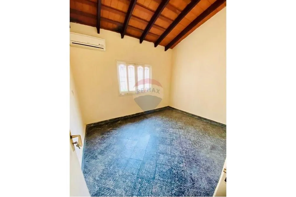 CASA EN VENTA EN LOMA PYTA — Foto 2