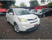 Toyota new Ist año 2010/11 recién importado