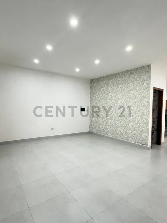 VENDRO DUPLEX EN LAMBARE — foto 2