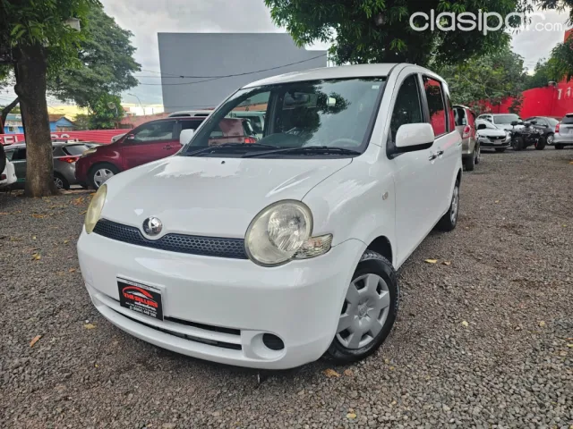 Toyota Sienta 2006 — foto 3