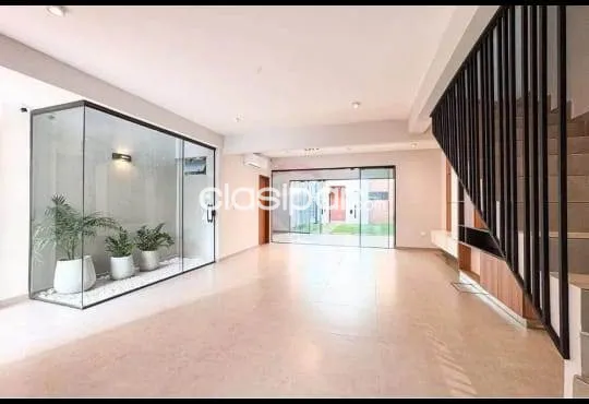 VILLA MORRA, RECOLETA: 208M2, CASA PAREADA A ESTRENAR, 3 DORMIT, JARDÍN, UNA BELLEZA!! — фото 3