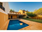 VENDO CASA EN MARISCAL ESTIGARRIBIA LOS LAURELES
