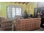 VENTA CASA EN ESQUINA BARRIO PALOMAR - LAMBARE