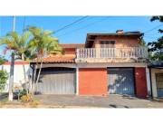 ALQUILO CASA DE 2 PLANTAS A 500M DE LA AV. CACIQUE LAMBARÉ, VALLE APU'A I