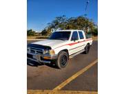 Vento Camioneta Toyota Hilux