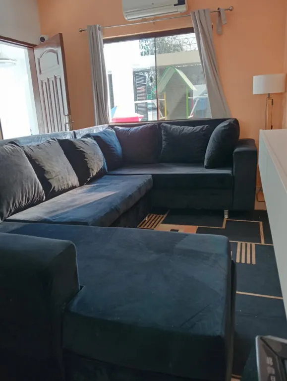 🏡 VENDO Residencia Premium Amoblada – Lambaré — foto 2