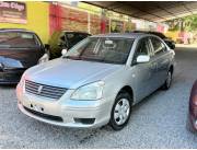 Toyota premio 2004/5 1.500 4x2 recién importado