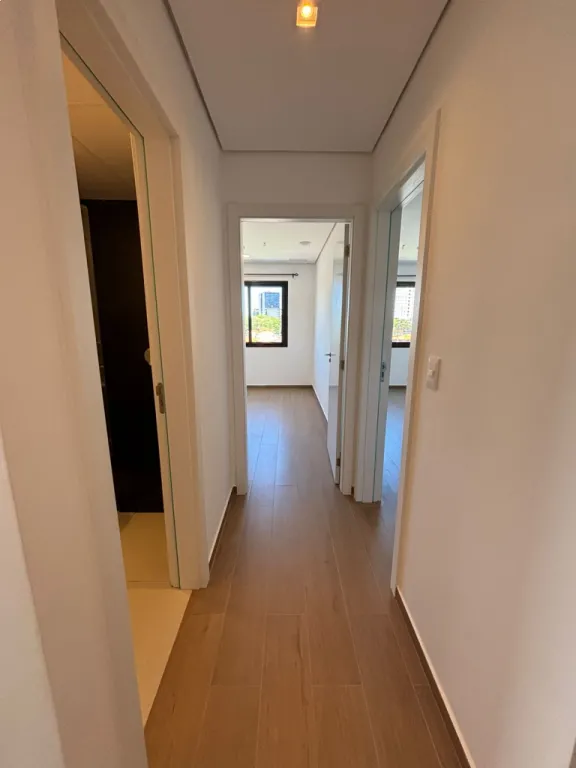 Alquilo Departamento a Estrenar de 2 Dormitorios – Ubicación Premium al lado del Shopping — foto 2