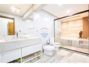 Hermosa Residencia en Esquina - Lambaré