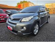 HERMOSO TOYOTA NEW IST CON USO EN PY GRIS 2007/08 MOTOR VVTI 1.8. CC AUTOMATICO NAFTERO