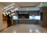 CASA DE 5 DORMITORIOS + PISCINA Y QUINCHO. LAMBARÉ, ZONA AVDA. SAN ISIDRO