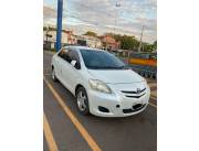 Toyota Belta Año 2005 full equipo