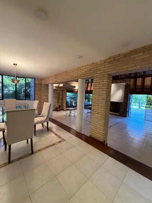 ESPECTACULAR CASA LUJOSA EN EL COUNTRY SOBRE CANCHA DE GOLF — foto 3