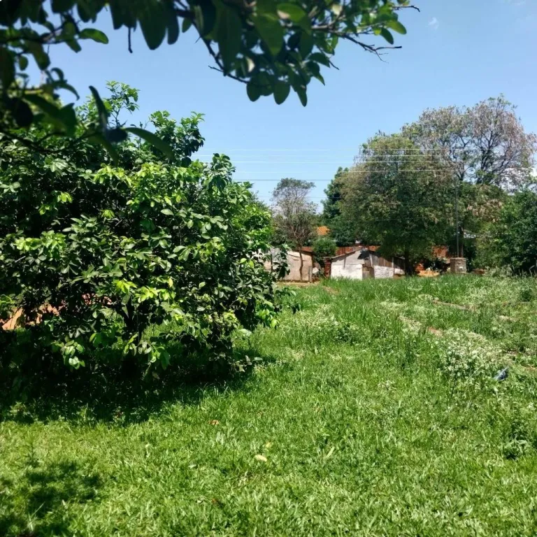 EN VENTA TERRENO EN ESQUINA EN YKUA KARANDA'Y LUQUE — foto 3