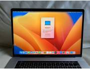 MacBook Pro 2017 15" core i7 / 16GB RAM / 256GB SSD / Touchbar / Touch ID / Radeon Pro 2GB