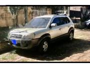 HYUNDAI TUCSON 2.006 - DORADO