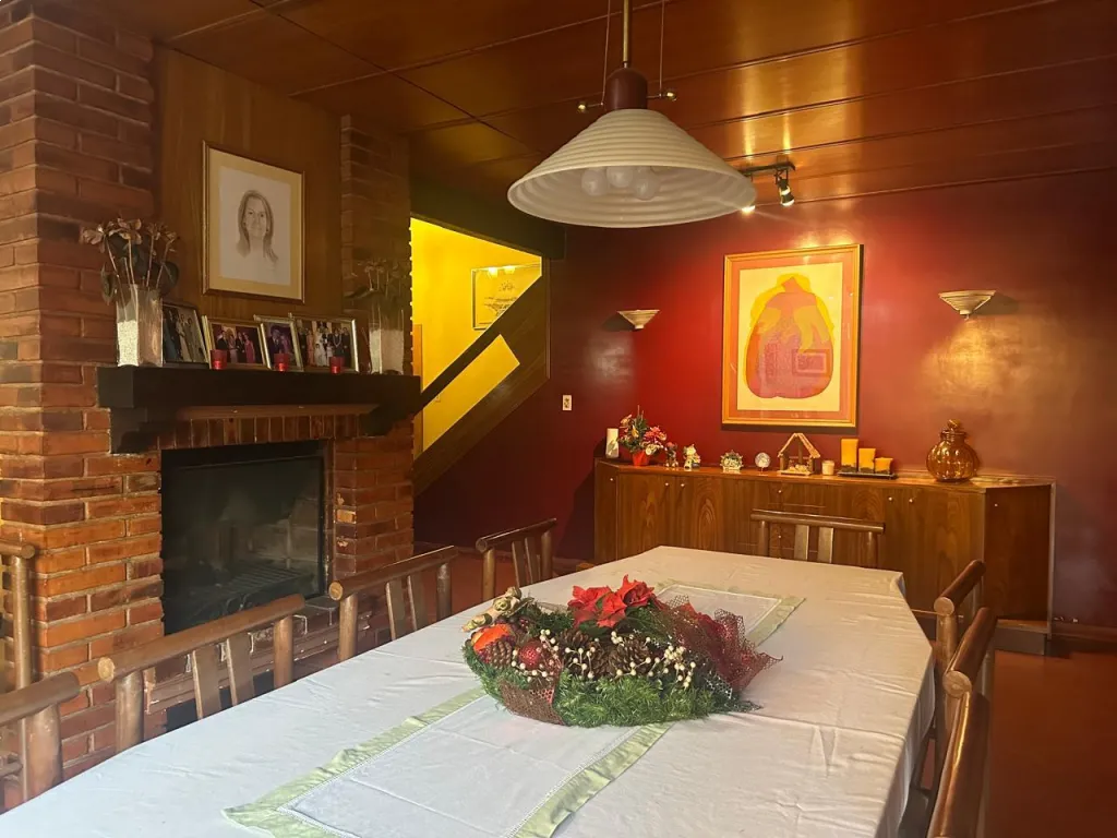VENDO CASA A PASOS DE LA AVDA MCAL LOPEZ — foto 2