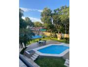 VENDO CASA DE LUJO 4 DORMITORIOS EN SAN BERNARDINO
