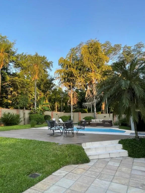 VENDO CASA DE LUJO 4 DORMITORIOS EN SAN BERNARDINO — foto 3