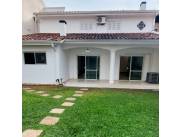 Vendo o alquilo casa de 3 dormitorios en Manora Asunción