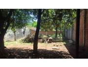 Vendo terreno y casa con excelente ubicación. Encarnación