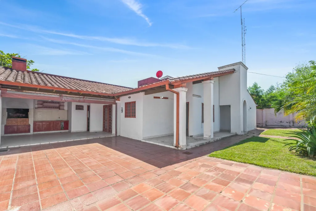 CASA EN ESQUINA EN BO. SANTA MARIA DE ASUNCION — foto 2