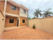 VENDO DUPLEX EN LAMBARE ZONA SUPER SEIS