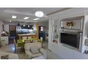 VENDO LUJOSA CASA C/ 4 HAB.SUITES C/PISCINA FDO.ZONA NORTE