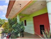 VENDO CASA EN ÑEMBY