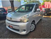TOYOTA VOXY RECIEN IMPORTADO SIN USO EN P.Y. AÑO 2010/11