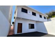 ALQUILO O VENDO CASA EN LAMBARE COD 3665