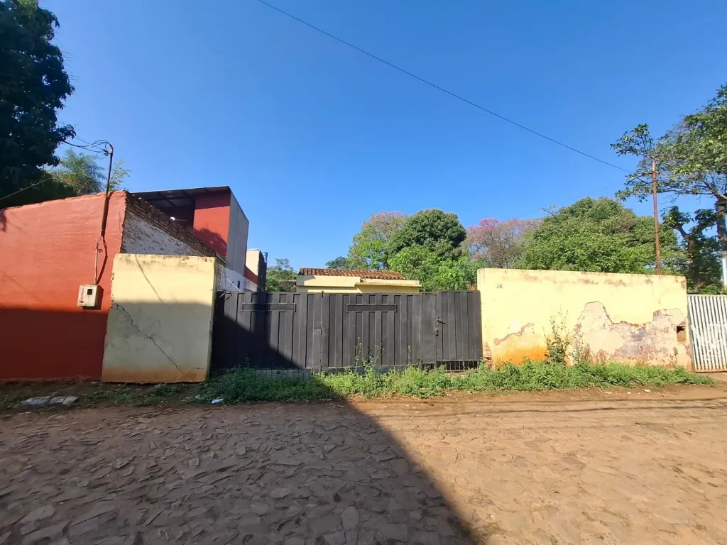 ALQUILO TERRENO PARA DEPOSITO EN FERNANDO DE LA MORA NORTE COD 5550 — foto 2