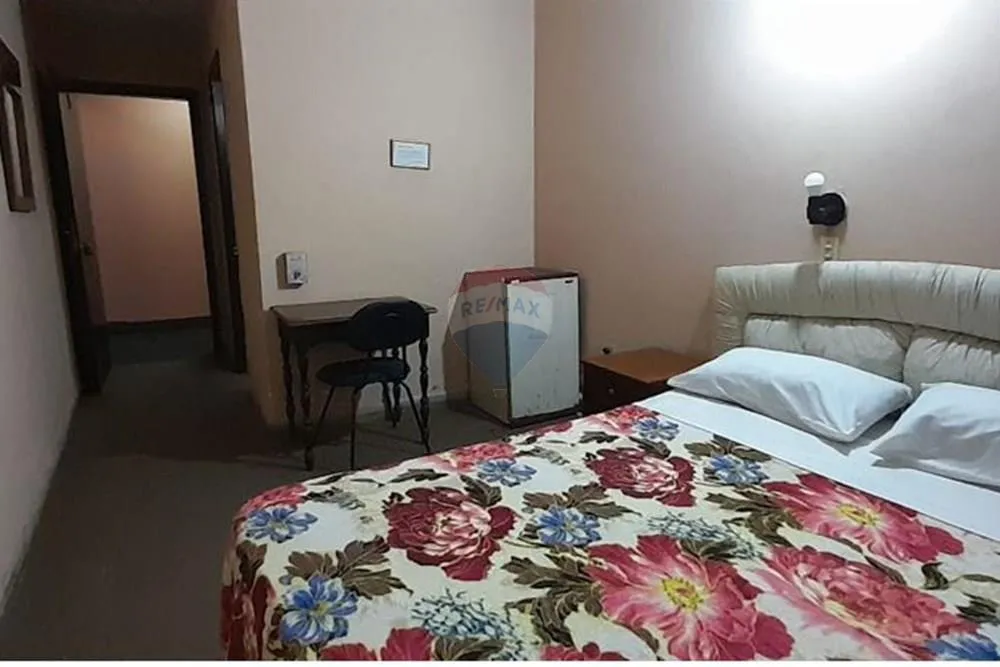 VENDO HOTEL EN ASUNCION ZONA MERCADO 4 — foto 3