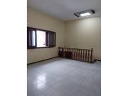 Alquilo casa cod 4128