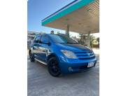 Toyota Ist 2002 la